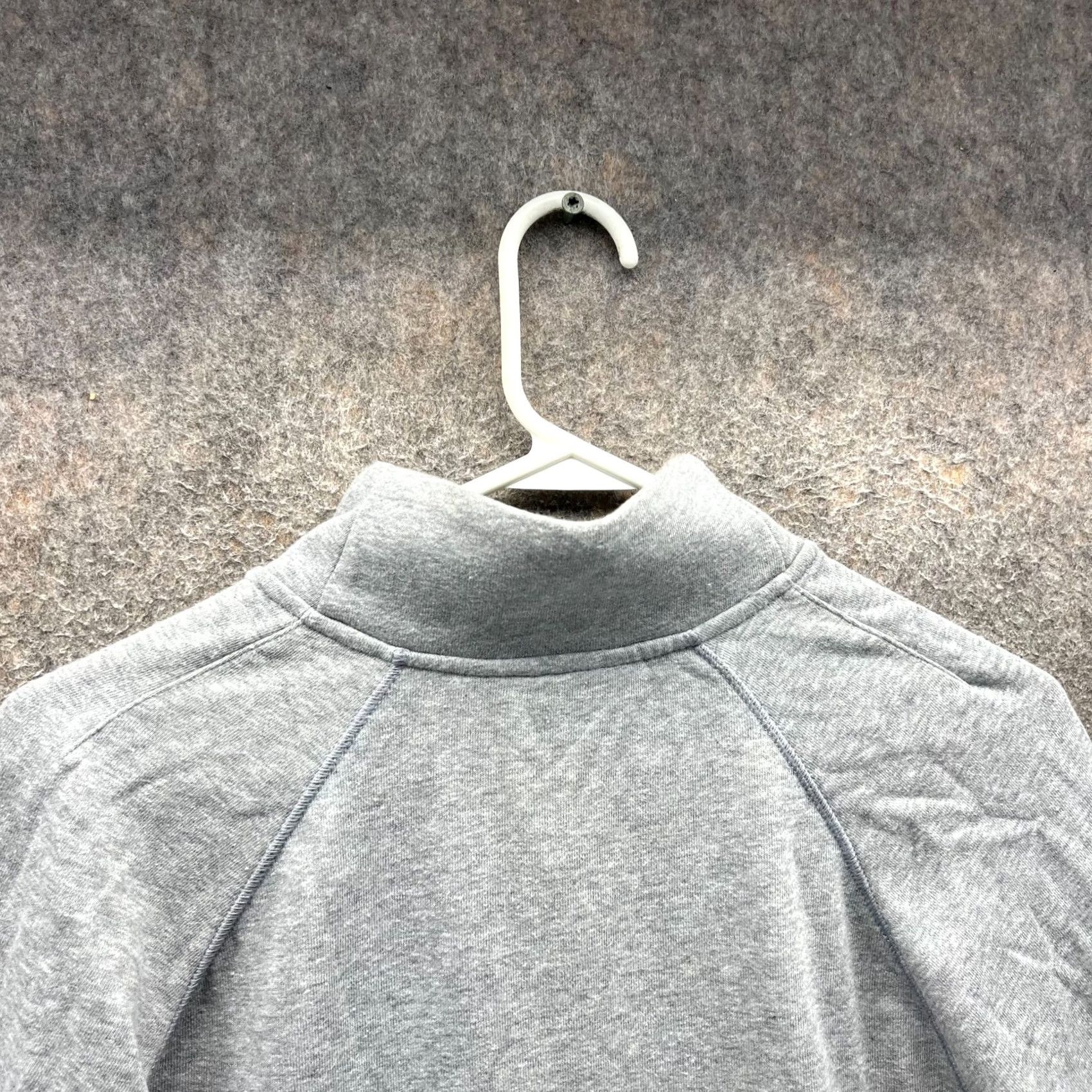 Under Armour Under Armour Sweatshirt Womens Medium Gray Half Zip Pullover Logo Fleece Mock Neck Zip Short Description (adjusted for clarity) Size M / US 6-8 / IT 42-44 - 7 Thumbnail