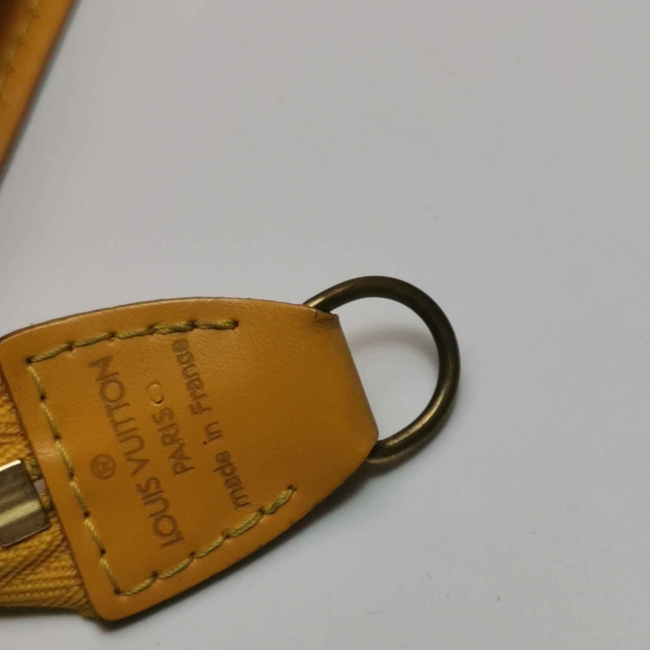 Louis Vuitton Louis Vuitton (LV) Accessories Mahjong Bag Cowhide Water Ri Size ONE SIZE - 8 Thumbnail