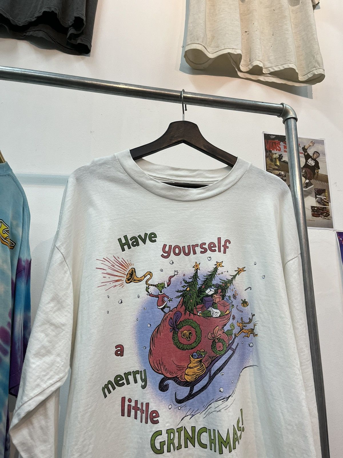 Band Tees The grinchmas 90’s Size US XL / EU 56 / 4 - 1 Thumbnail