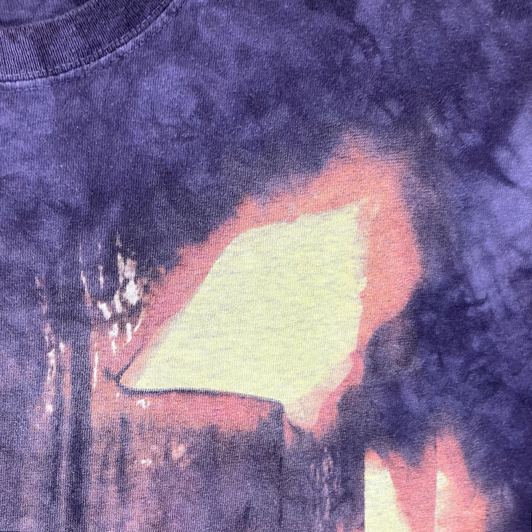 The Mountain VINTAGE The Mountain Halloween Jack-o'-lantern T-shirt Unisex Adults Medium Purple Graphic Print Fall Winter Mens Size US M / EU 48-50 / 2 - 7 Thumbnail