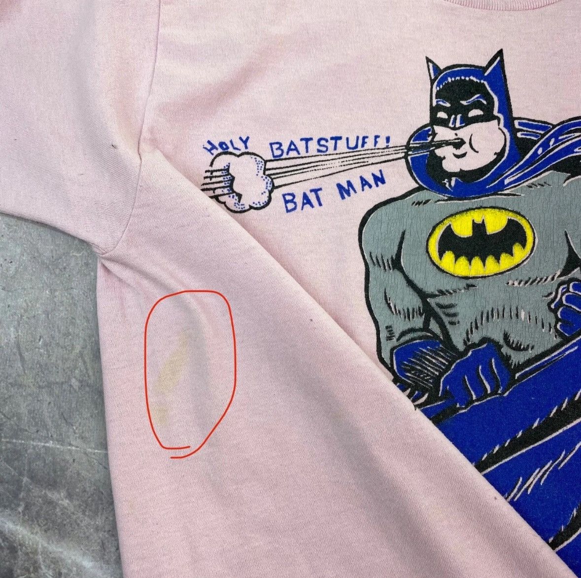 DC Comics 1980s Batman T shirt DC Comics Vintage M Rare 80s Pink Size US M / EU 48-50 / 2 - 17 Thumbnail