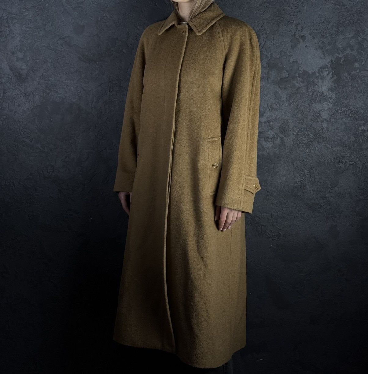 Burberry Prorsum Vintage Burberrys Prorsum Women’s Beige Wool Coat Size L / US 10 / IT 46 - 1 Thumbnail