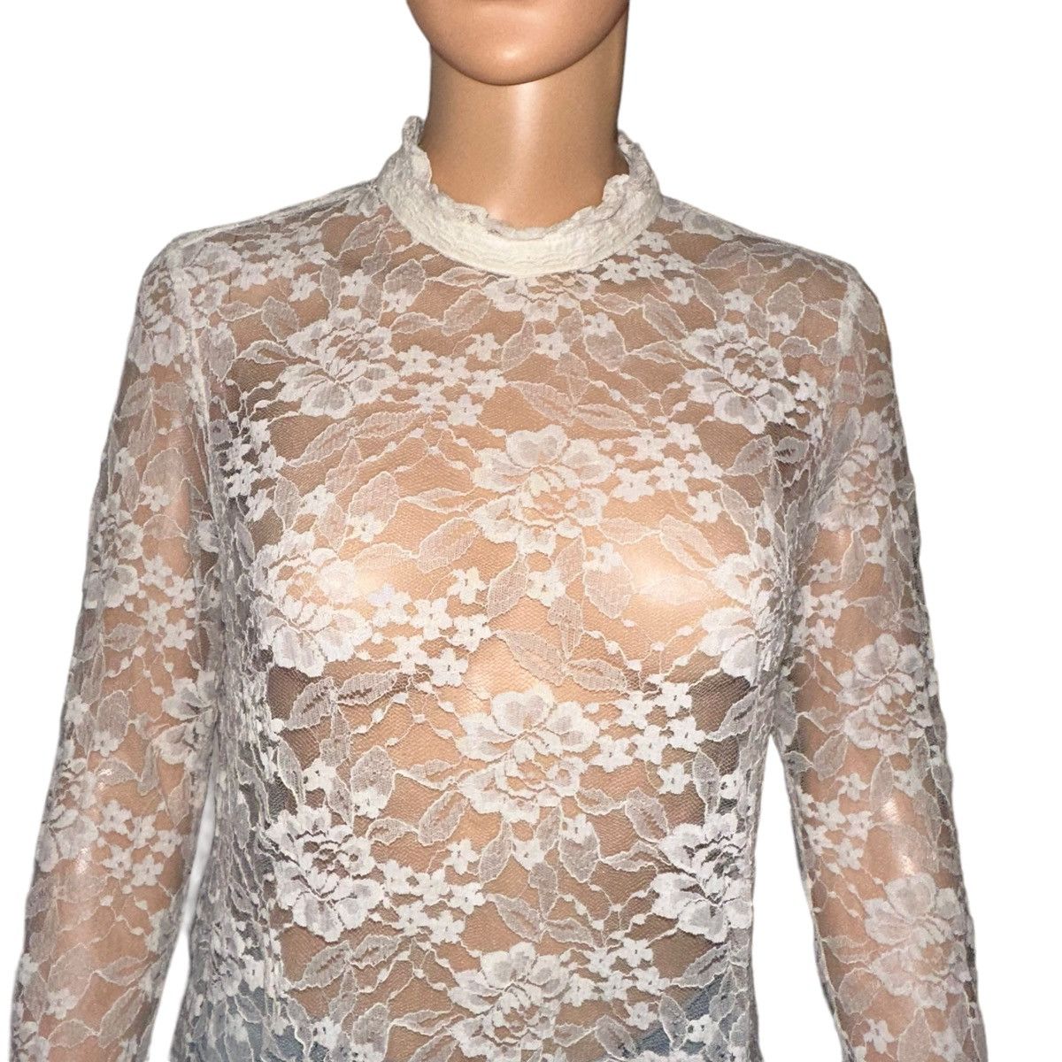 Topshop TopShop sheer lace bell sleeve top Size M / US 6-8 / IT 42-44 - 2 Thumbnail