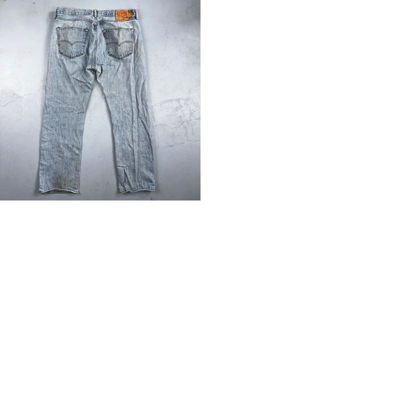Levi's Levi's 501 Levi's Jeans 501 Vintage Y2K Straight Leg Jeans 36x30 Light Blue 90s Mens Men's Regular Denim Cotton Jeans Button Levis 501 Series Blues Size US 36 / EU 52 - 10 Thumbnail