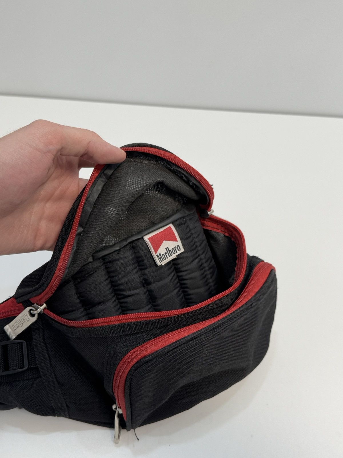 Other Vintage Messenger Marlboro Y2K style 90’s Size ONE SIZE - 10 Thumbnail