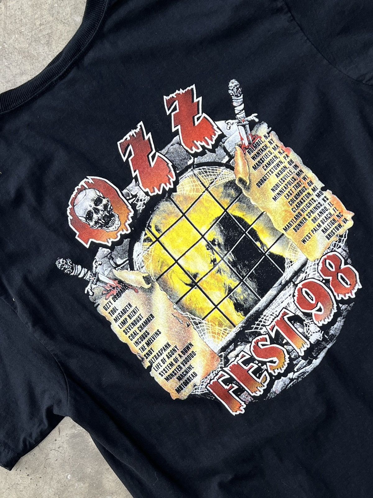 Band Tees Vintage 1998 Ozzyfest Ozzy Osbourne Tool Megadeth Tee XL Size US XL / EU 56 / 4 - 4 Thumbnail