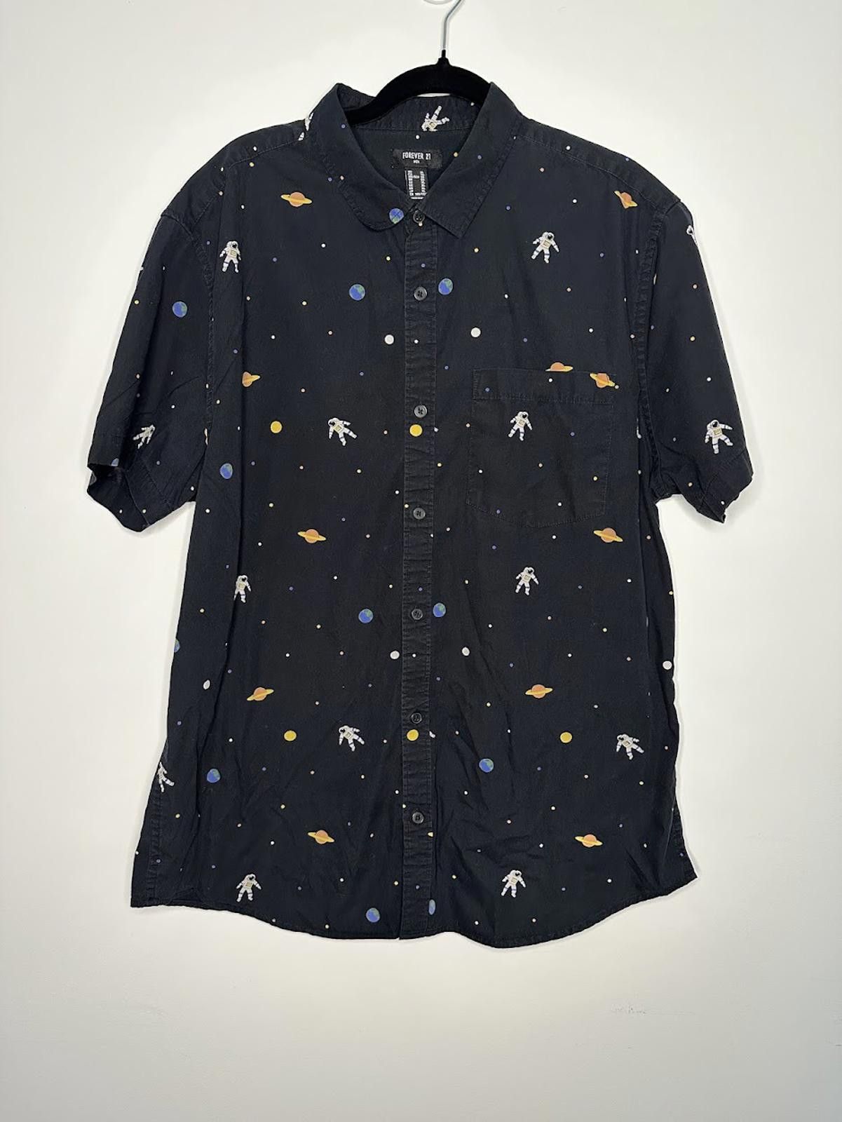 Forever 21 Forever 21 Astronaut Button Down - Sz. XL Size US XL / EU 56 / 4 - 2 Thumbnail
