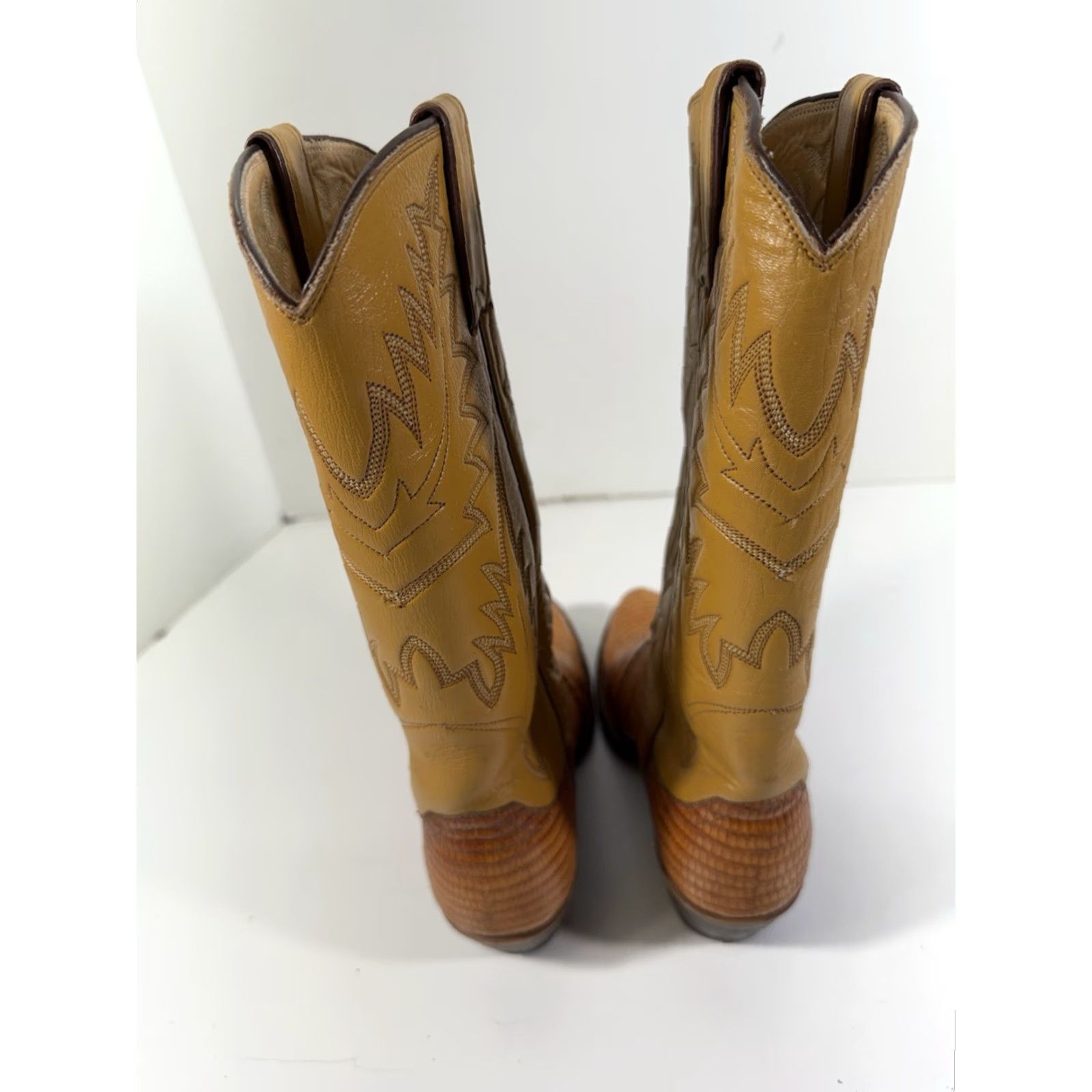 Justin Boots VINTAGE Justin Boots Lizard Boots Women 5 B Butterscotch Brown Western USA 4557 Size US 5 / IT 35 - 6 Thumbnail