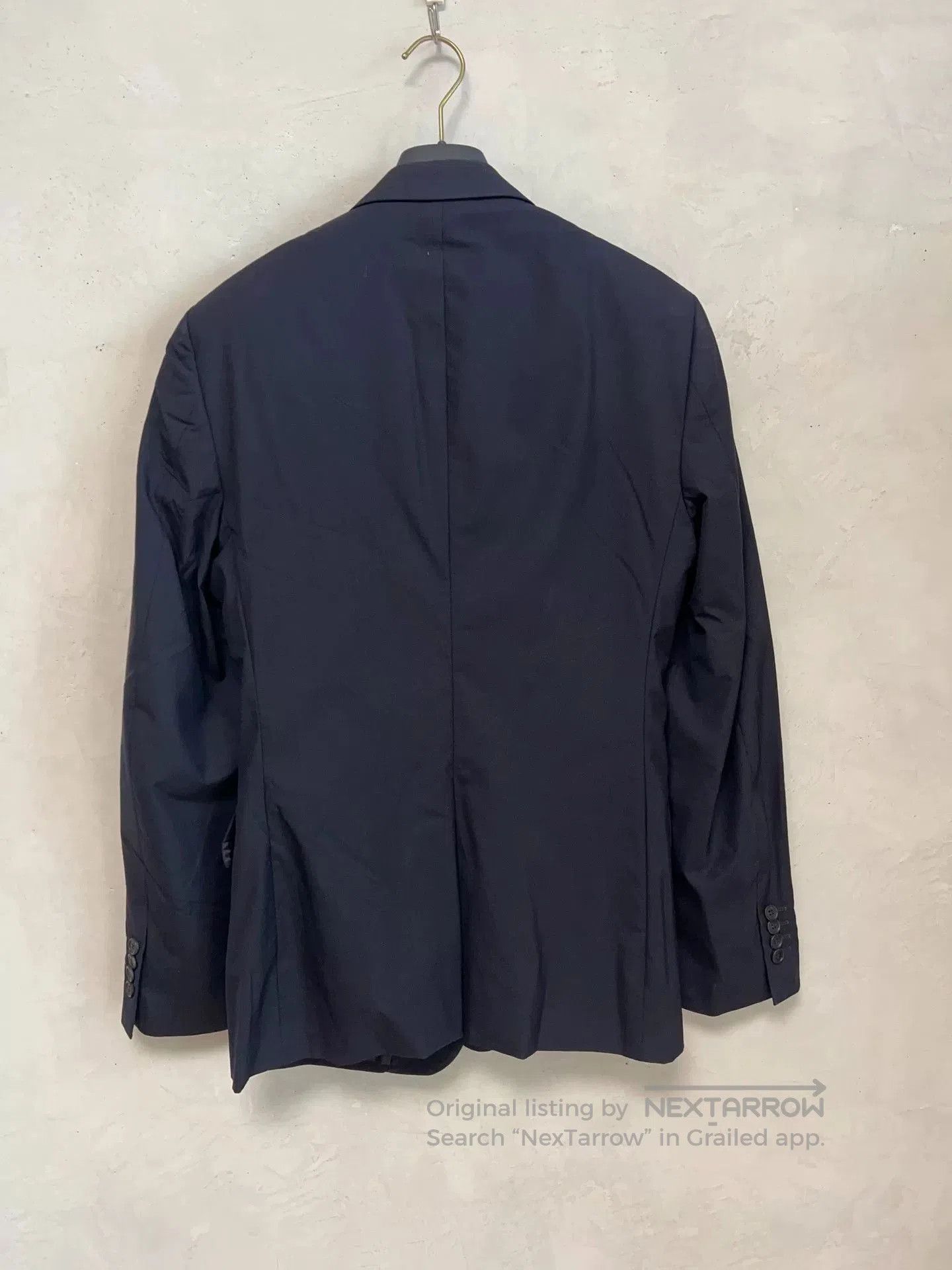 Prada Prada Black Suit with Sleeve Badge for Sale. Size US M / EU 48-50 / 2 - 2 Thumbnail