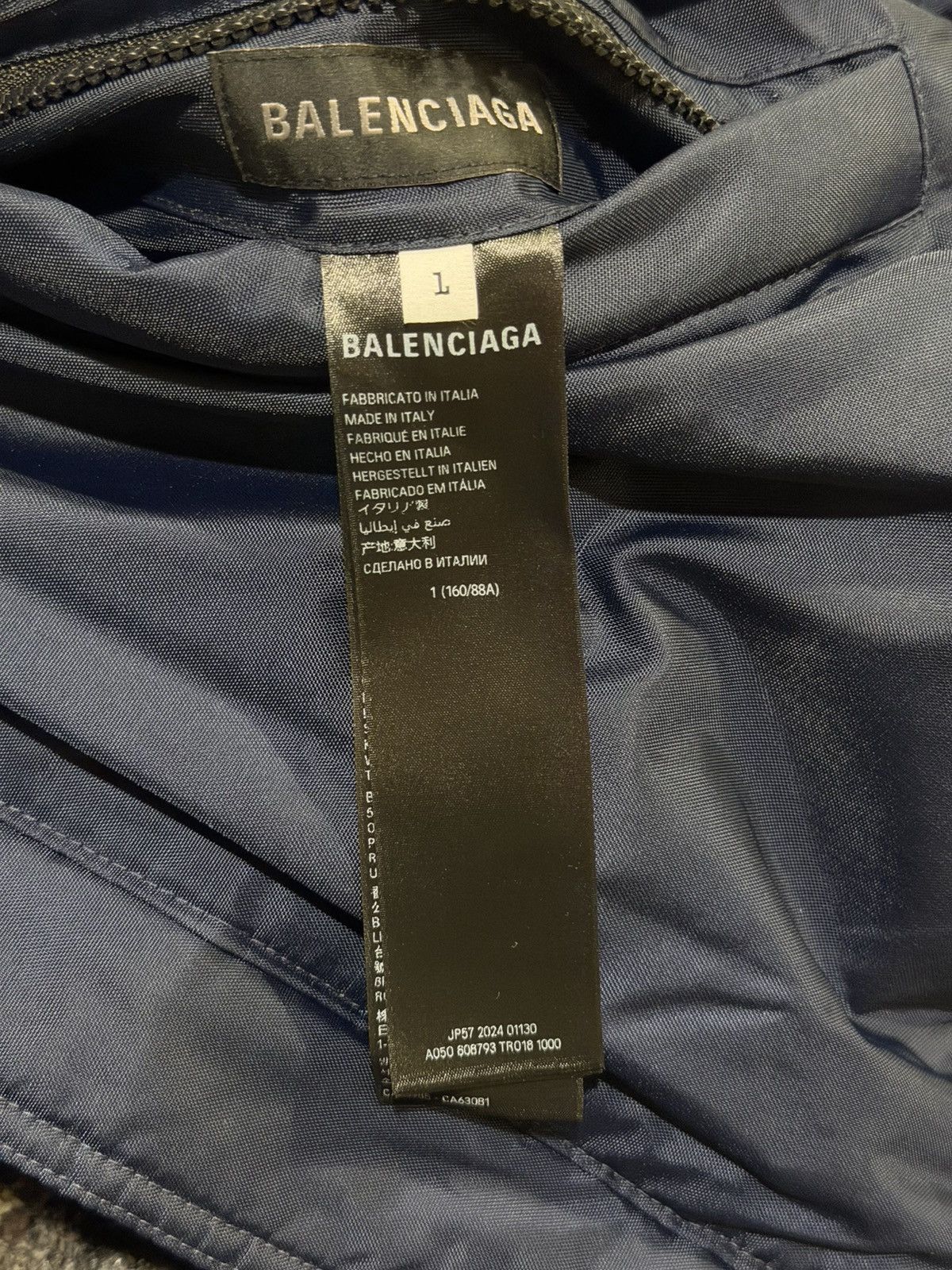 Balenciaga Balenciaga FW24 Runway Pin Reversible Down Puffer Jacket Size US S / EU 44-46 / 1 - 20 Thumbnail