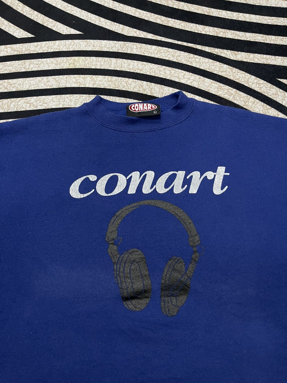 Japanese Brand 90s CONART SKATEBOARDS HIP HOP DJ HEADPHONES CREWNECK Size US L / EU 52-54 / 3 - 5 Thumbnail