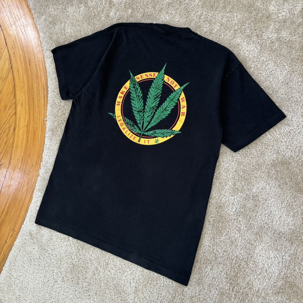 Vintage Vintage 1990s Marijuana Weed Funny T-Shirt Large Size US L / EU 52-54 / 3 - 4 Thumbnail