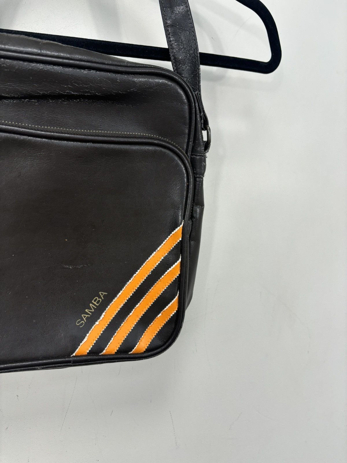Adidas Vintage Adidas Samba Y2K Hype Brown Leather Messenger Bag Size ONE SIZE - 2 Thumbnail