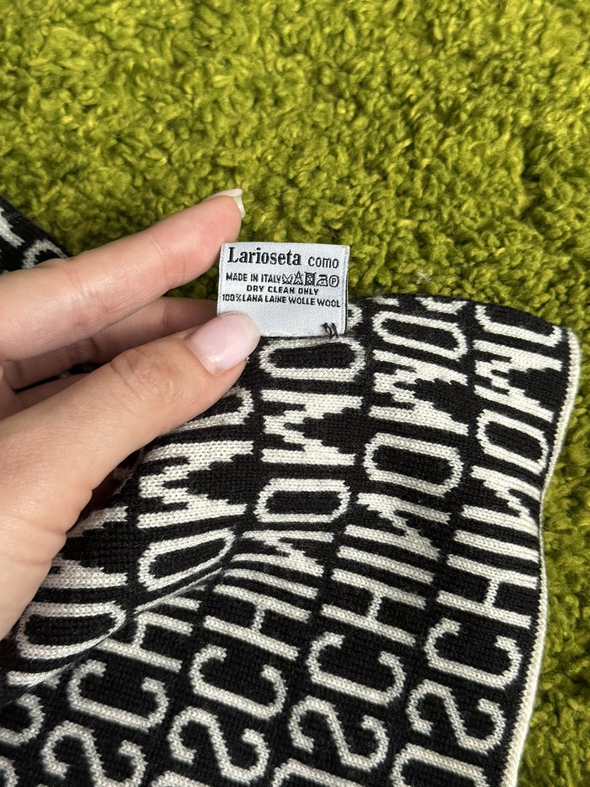Moschino × Vintage Moschino monogram 100% wool scarf Size ONE SIZE - 5 Thumbnail
