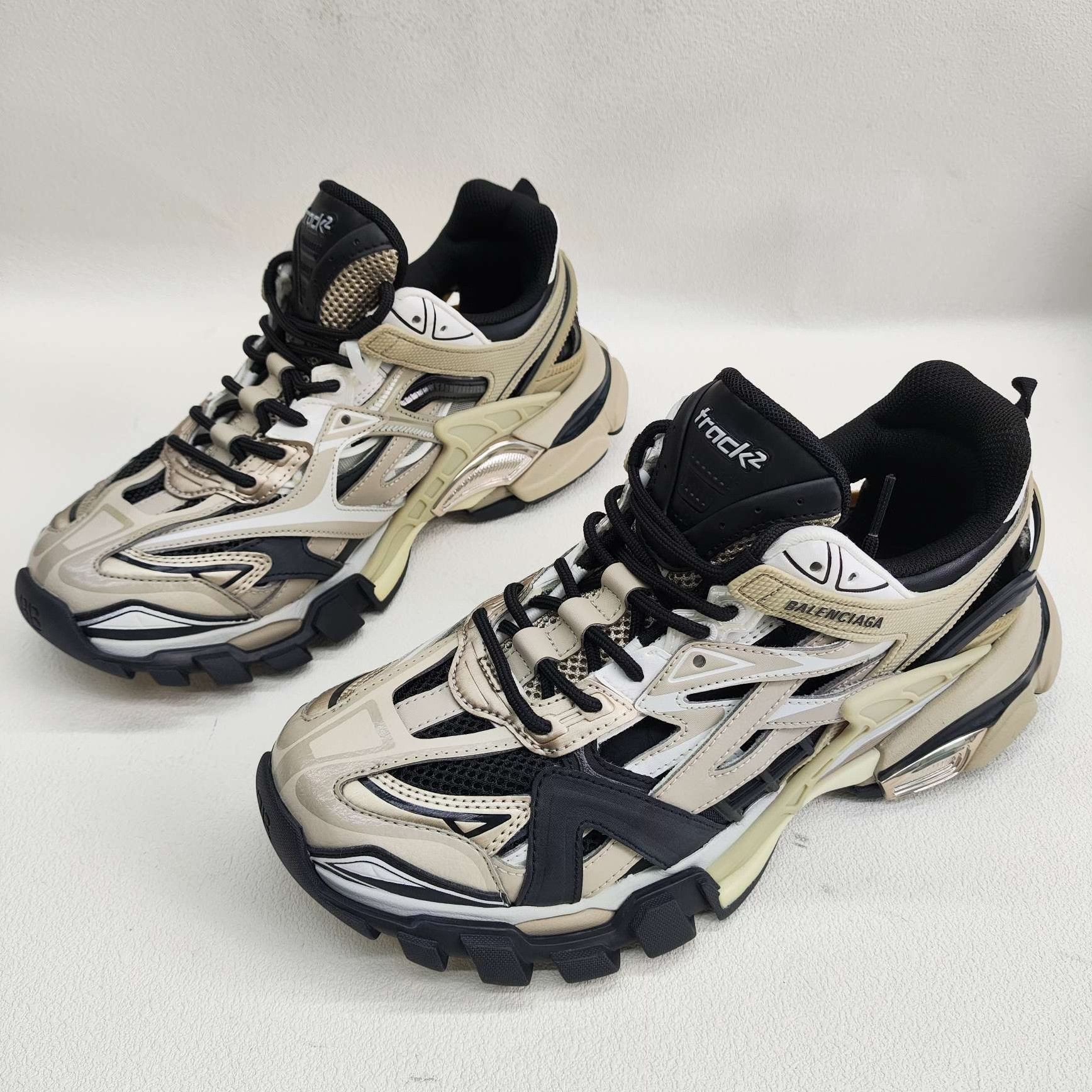Balenciaga Balenciaga Multi Lowtop Sneakers 7.5 Men Size US 7.5 / EU 40-41 - 1 Thumbnail
