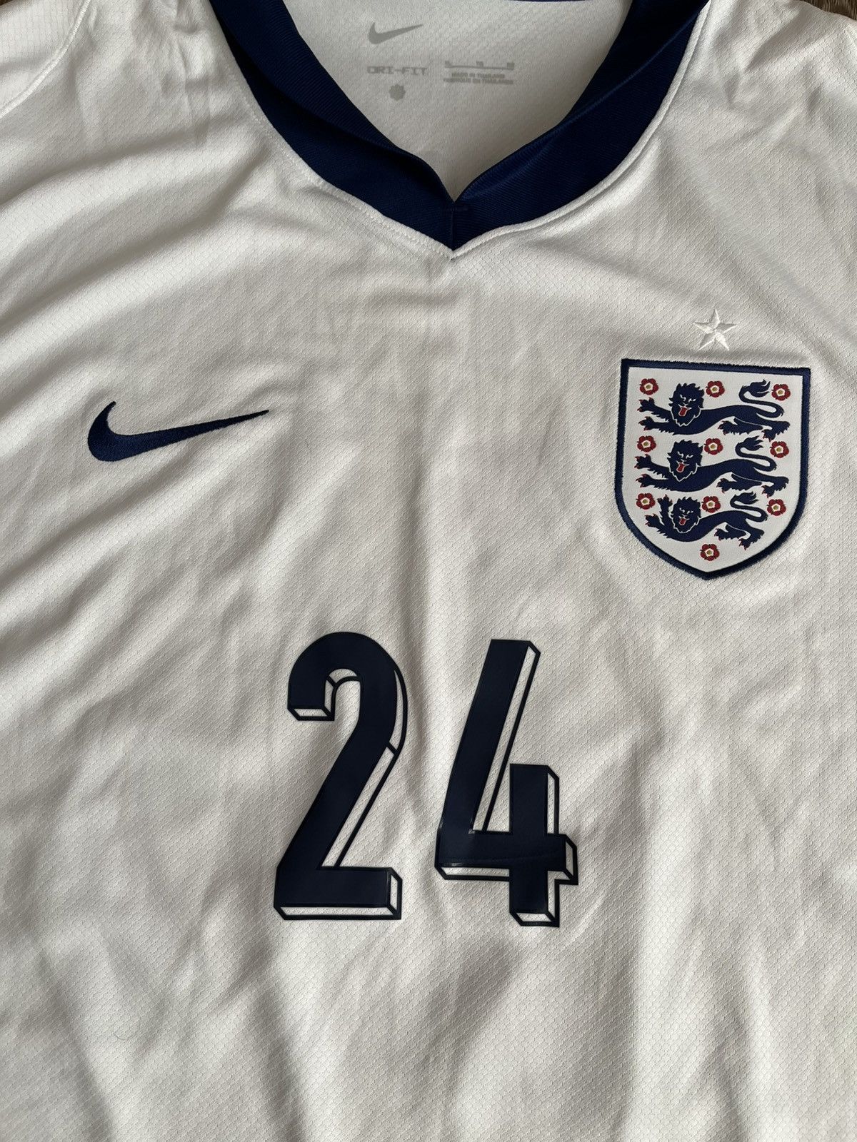 Nike Nike England Home Euro 2024 Fan Version #24 Moore Jersey Size US XL / EU 56 / 4 - 4 Thumbnail