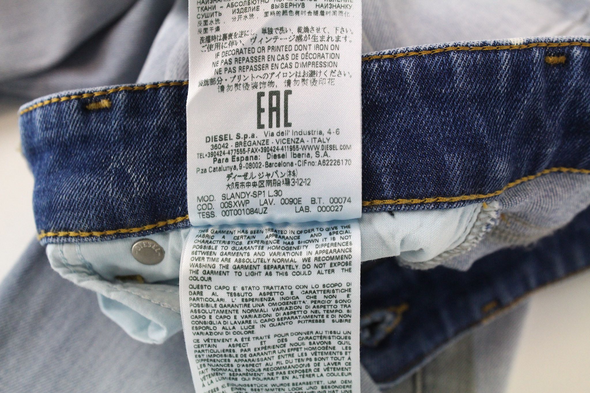 Diesel SLANDY-SP1 0090E W25/L30 Light Blue Stretch Jeans 70465 Size 25" / US 0 / IT 36 - 9 Thumbnail