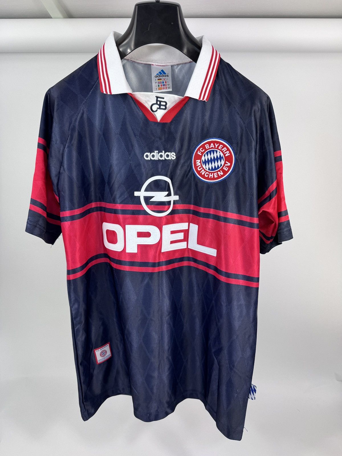 Adidas ADIDAS BAYERN FOOTBALL SHIRT Size US S / EU 44-46 / 1 - 1 Thumbnail