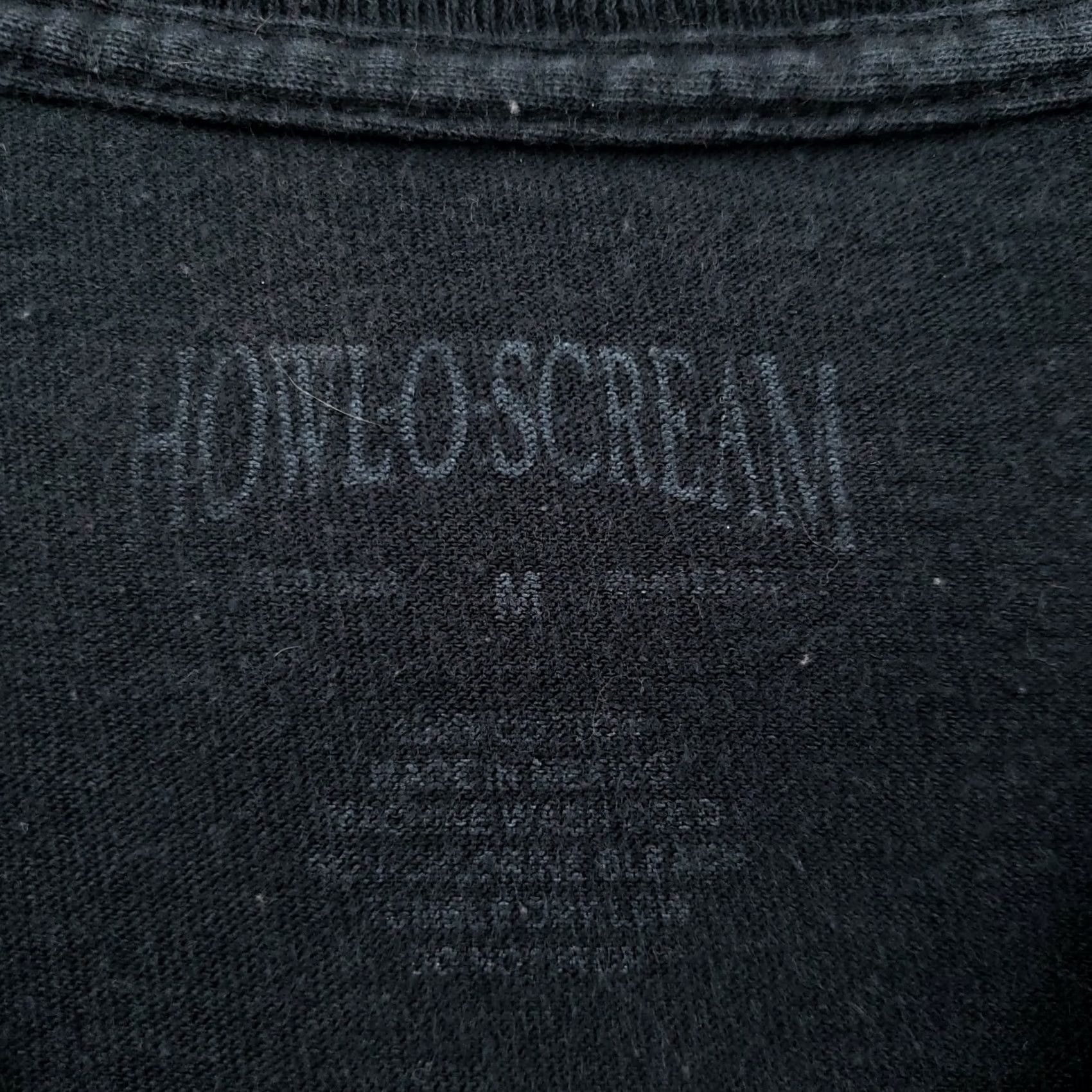 Vintage Howl-O-Scream T Shirt Mens M Medium Black Ghost Graphic Tee Short Sleeve Crew Neck Size US M / EU 48-50 / 2 - 3 Thumbnail