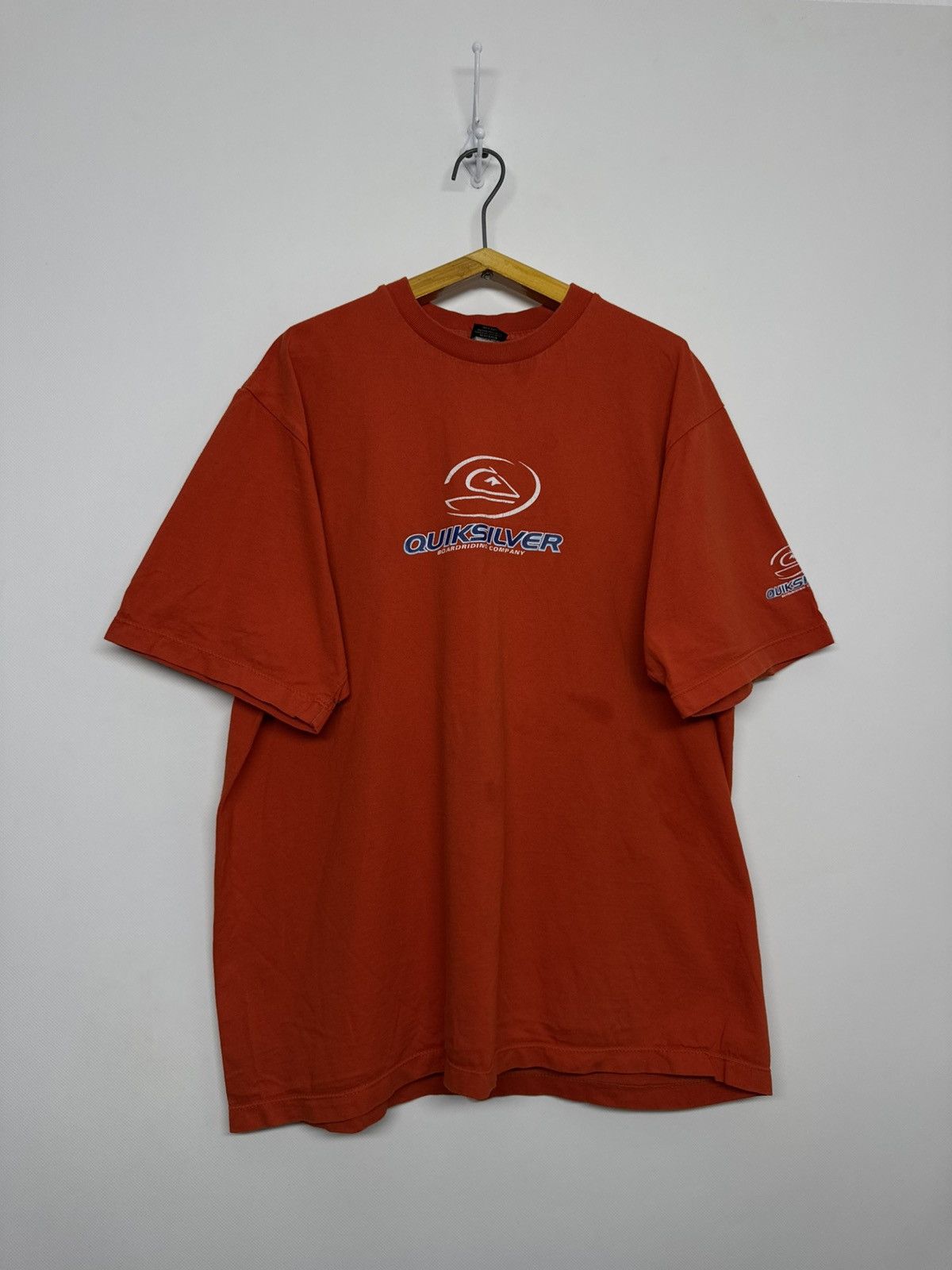 Quiksilver Vintage Y2k Quiksilver Surf Big Logo T-shirt Size US XL / EU 56 / 4 - 2 Thumbnail