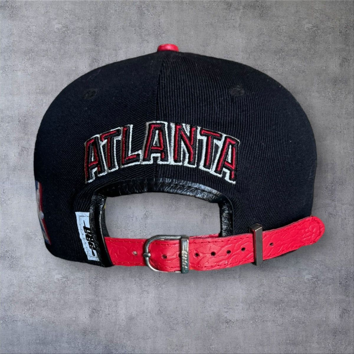 NBA Atlanta Hawks Pro Standard Basketball. Size ONE SIZE - 8 Thumbnail