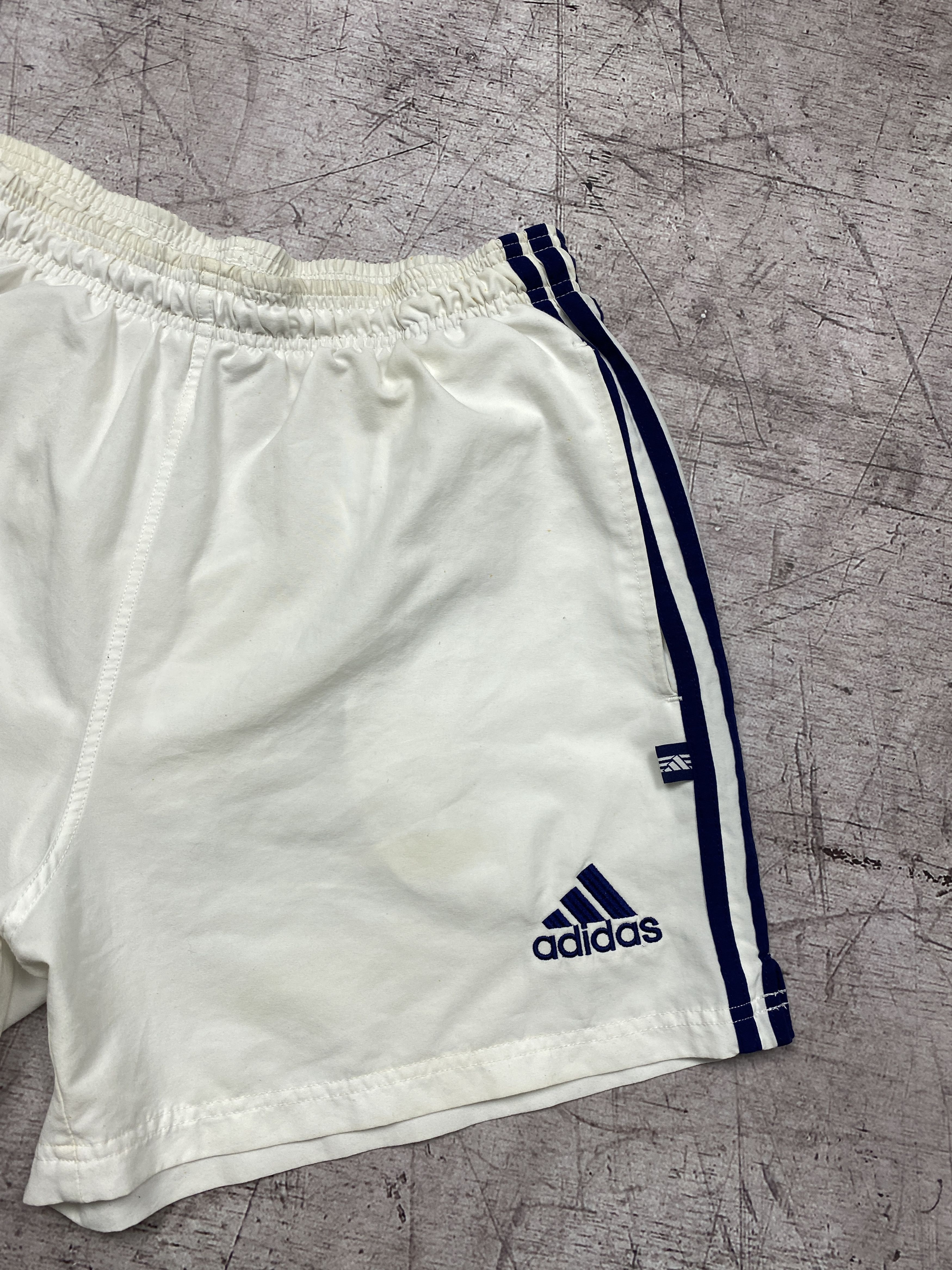 Adidas × Vintage Adidas Vintage Mens Nylon Shorts Size US 32 / EU 48 - 2 Thumbnail