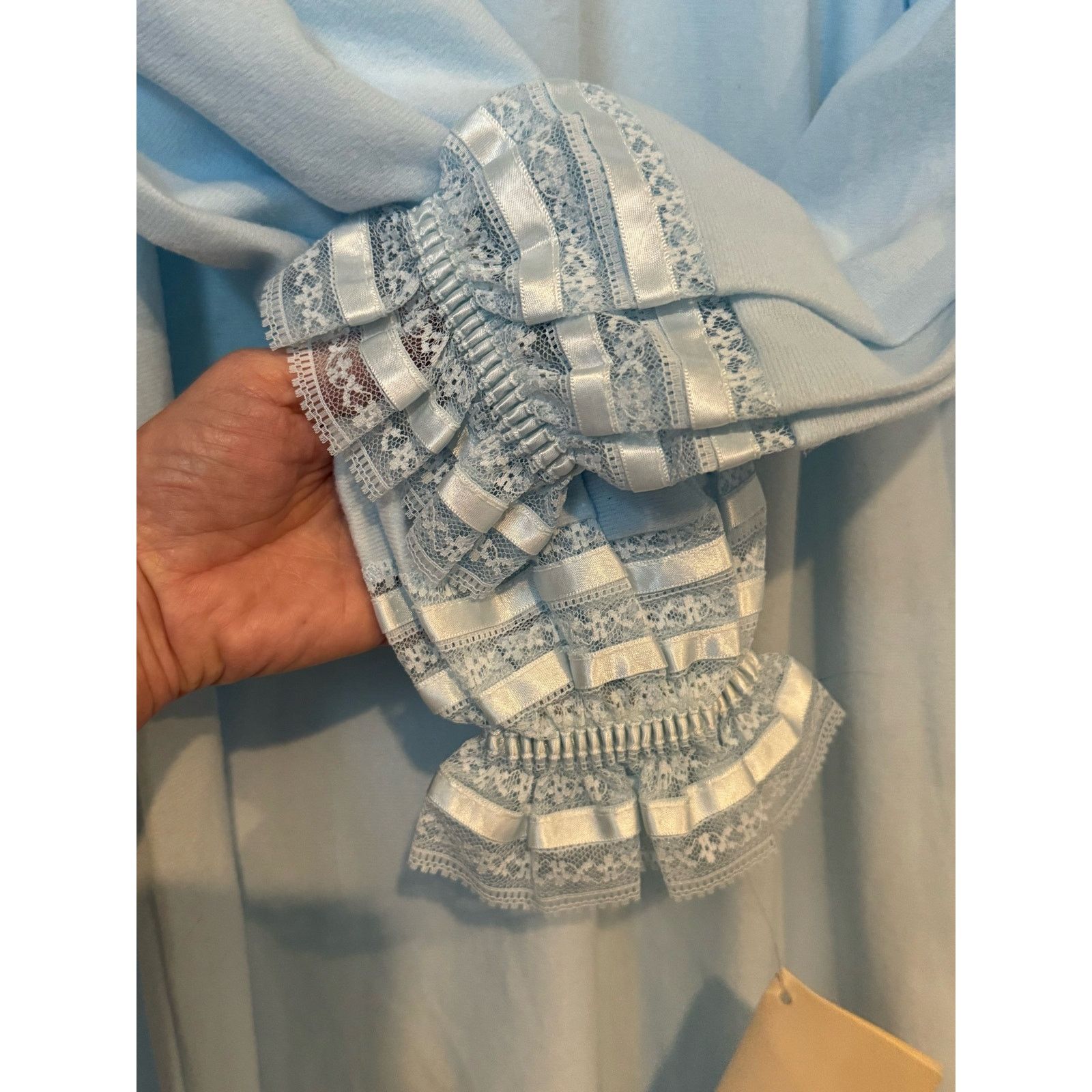 Vintage NWT Vintage Gilligan & O’Malley ruffled lace Nightgown S Size ONE SIZE - 10 Thumbnail