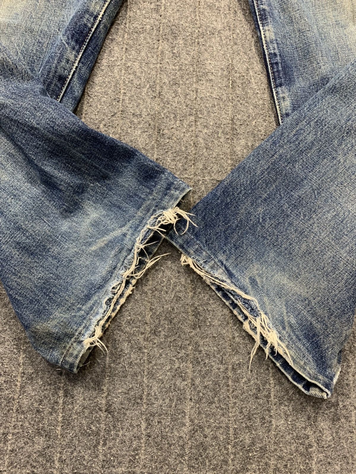 Levi's Levi’s Strauss Big E Selvedge Beauty Faded Fits 28 29 Size US 29 - 15 Thumbnail