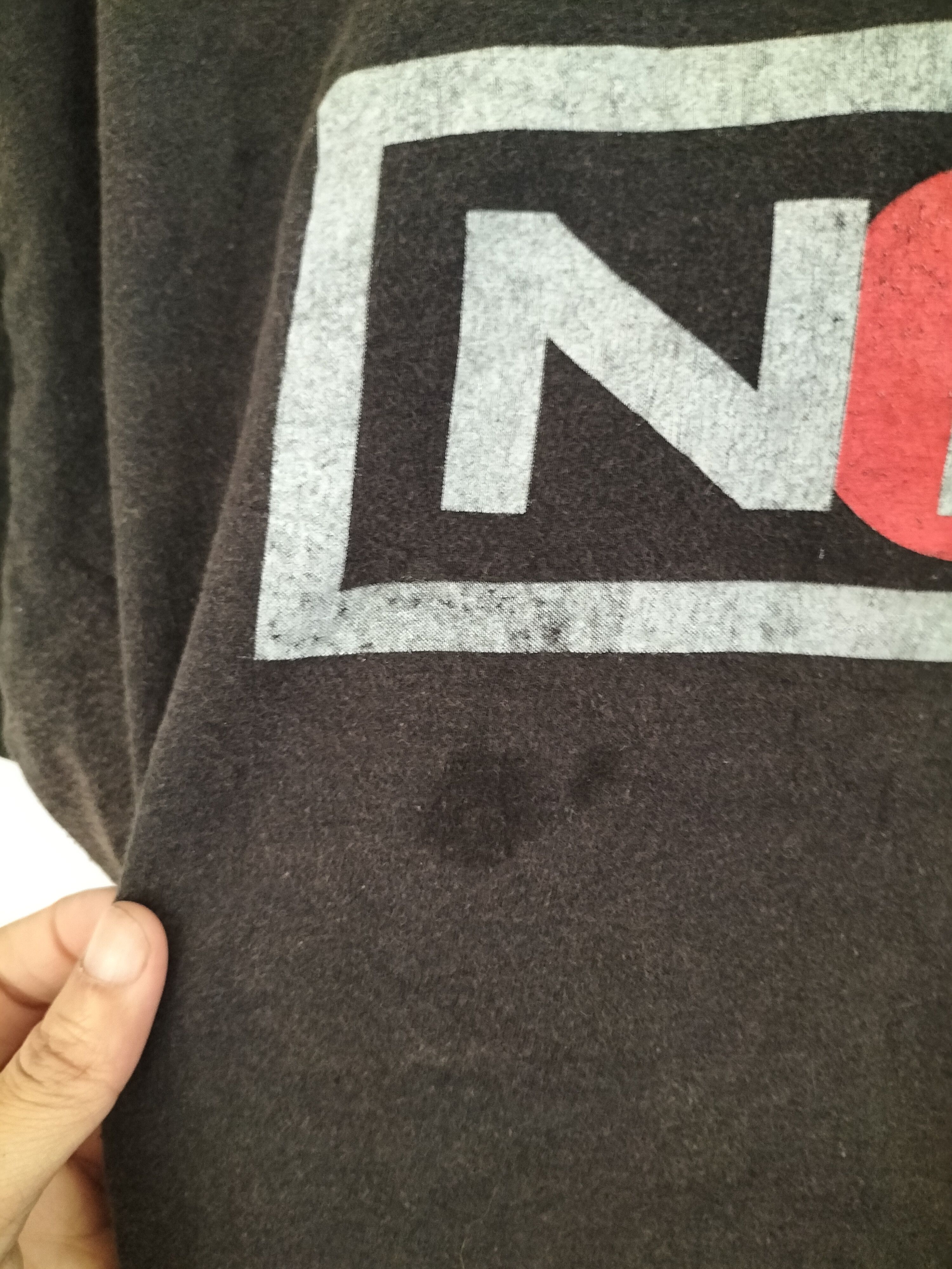 Band Tees Nine Inch Nails Band Tee Size US M / EU 48-50 / 2 - 3 Thumbnail