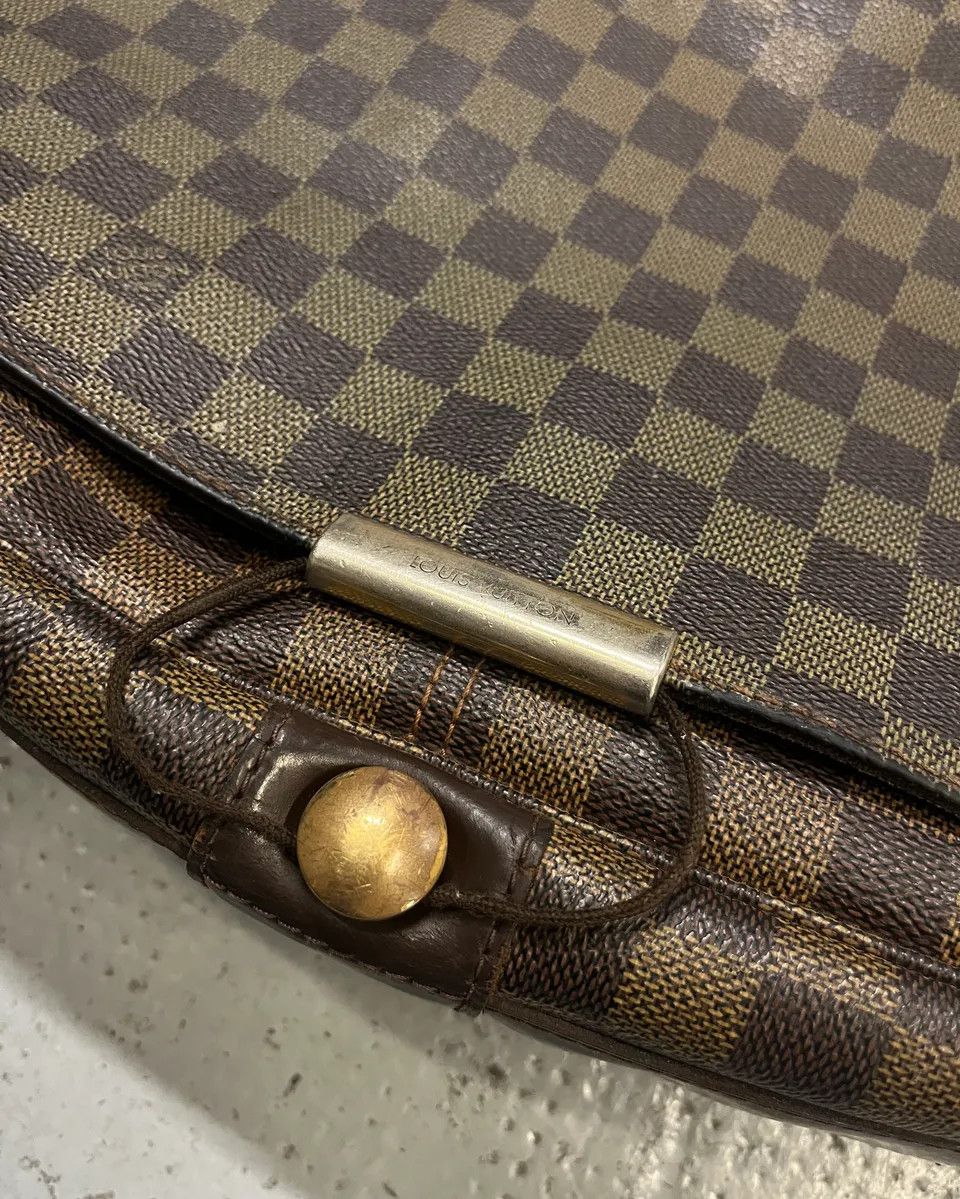 Louis Vuitton Louis Vuitton Monogram Brown Leather Messenger Bag Size ONE SIZE - 8 Thumbnail