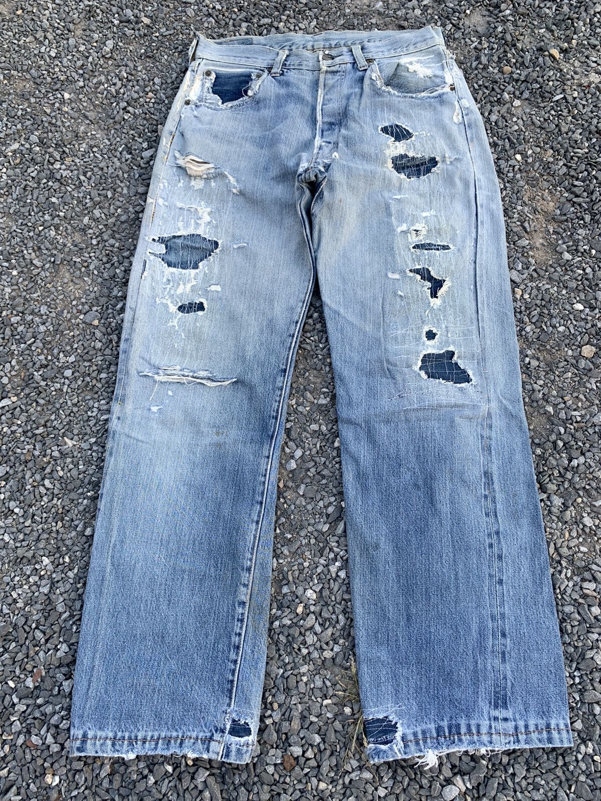 Levi's Vintage Clothing VINTAGE LEVI'S 501 BIG E #555 SELVEDGE DISTRESSED DENIM Size US 30 / EU 46 - 3 Thumbnail