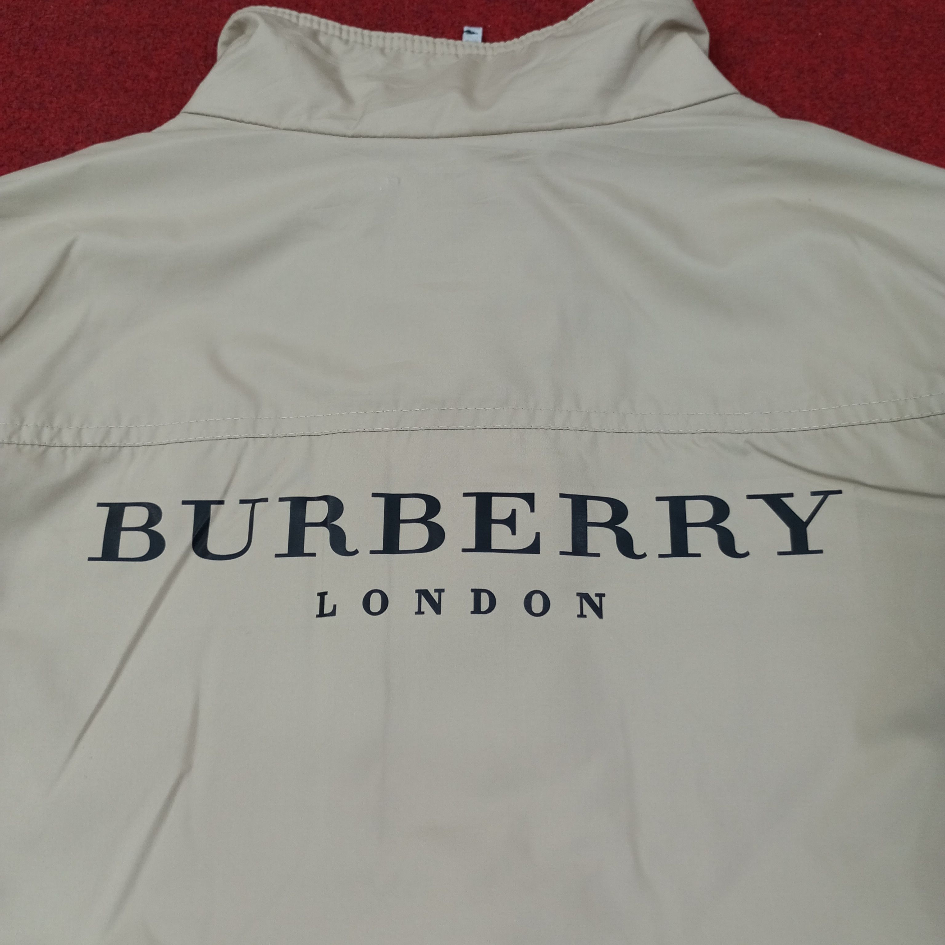 Burberry Burberry London Fashion Brand Custom Art Jacket c253n25 Size US S / EU 44-46 / 1 - 2 Thumbnail