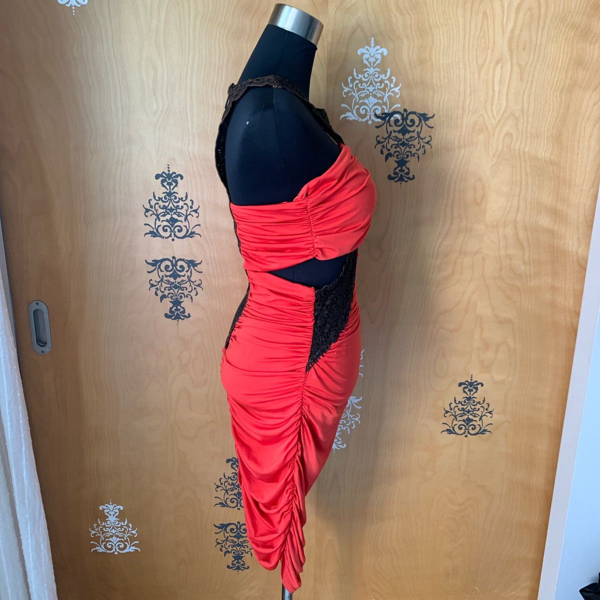 Bebe × Designer × Vintage Vintage Bebe y2k Red Cut-Out BodyCon Dress Size M / US 6-8 / IT 42-44 - 3 Thumbnail