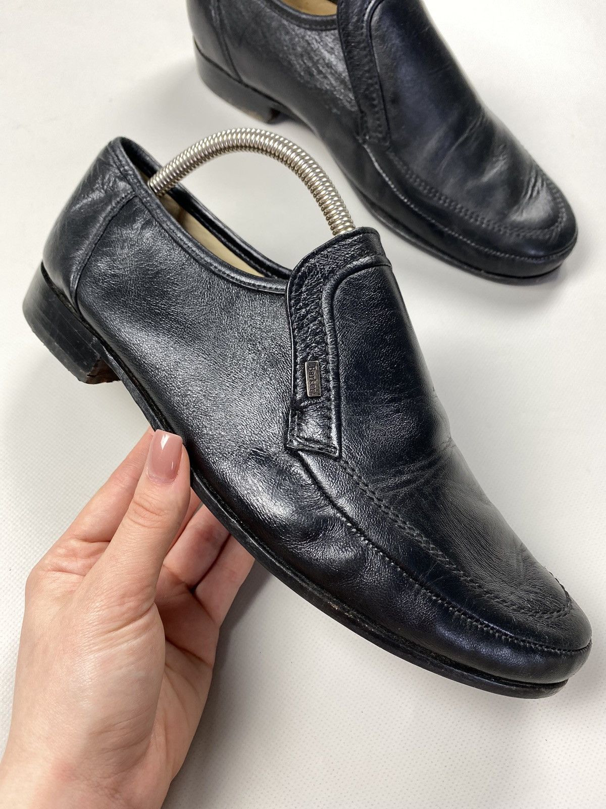 Barker Barker men’s leather loafer shoes size US 8.5 / UK 7.5 Size US 8.5 / EU 41-42 - 11 Thumbnail