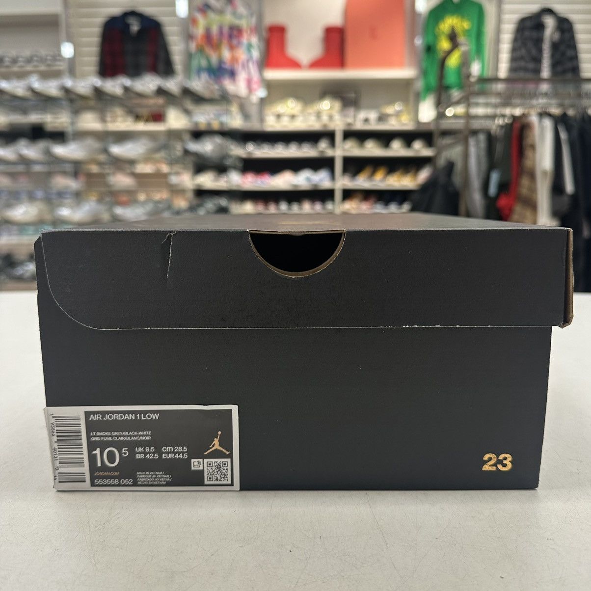 Jordan Brand Size 10.5 - Jordan 1 Low Shadow Toe - 553558-053 Size US 10.5 / EU 43-44 - 7 Thumbnail