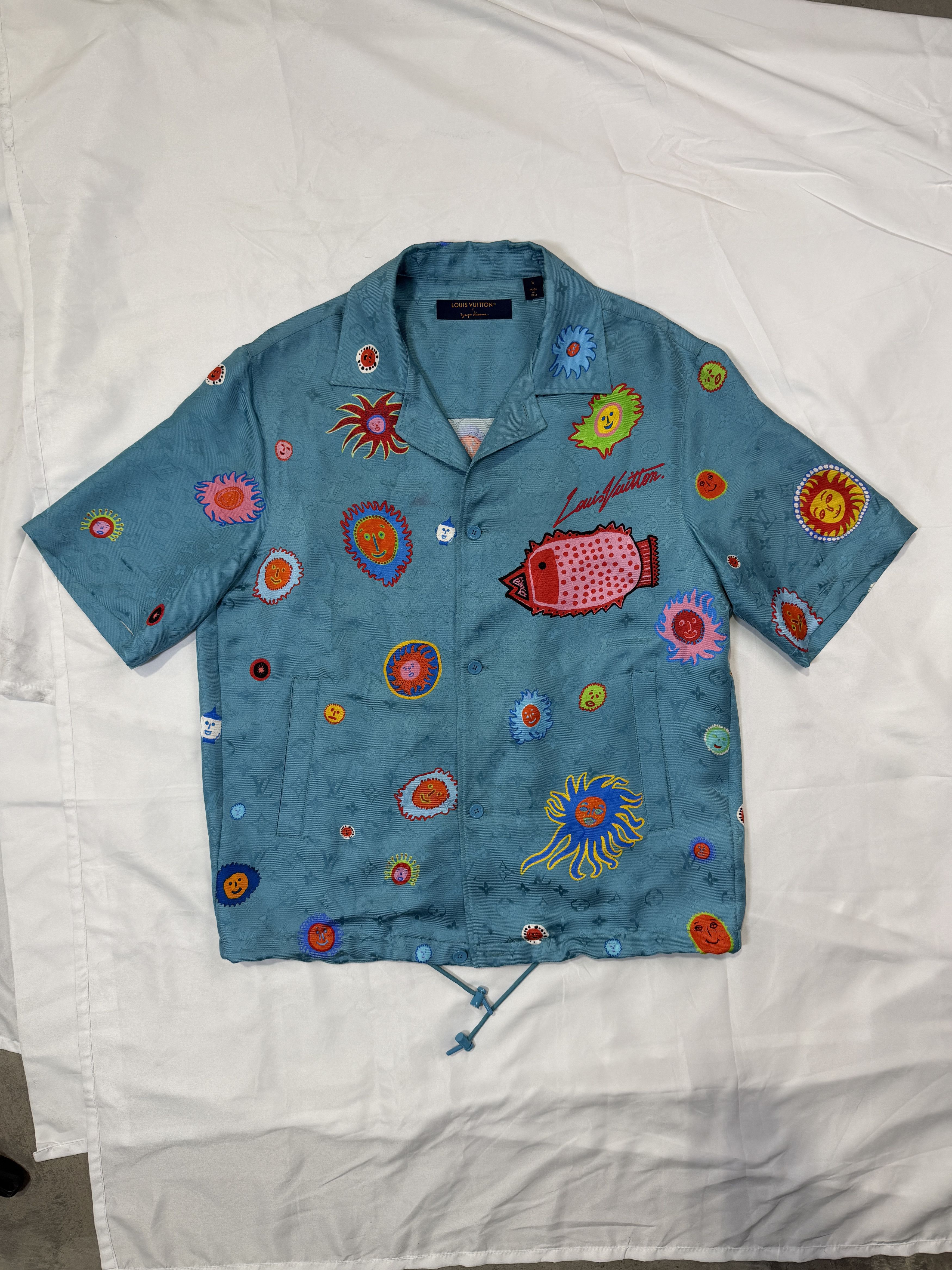 Louis Vuitton Louis Vuitton Yayoi Kusama Faces Monogram Silk Shirt Size US L / EU 52-54 / 3 - 1 Thumbnail