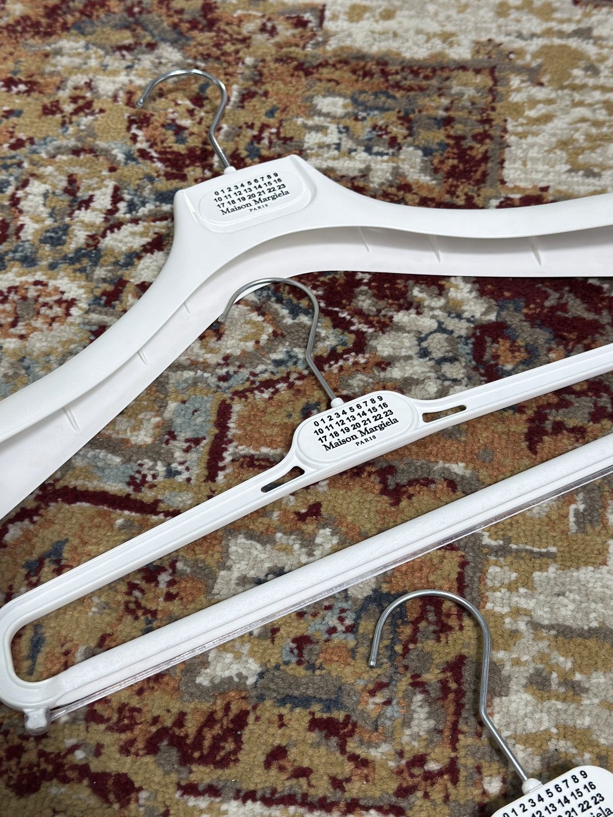 Maison Margiela 6 X Margiela and SLP Hangers Showroom Clothing Vintage Size ONE SIZE - 8 Thumbnail