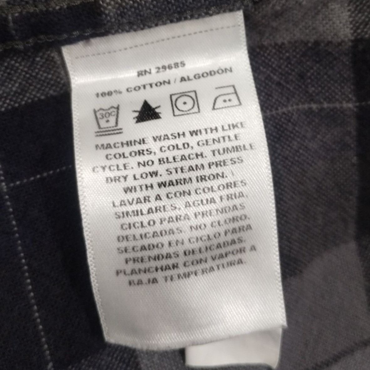 Pendleton Pendleton Men's Grey/Black Shirt/Button Up Size L SKU 3749 Size US L / EU 52-54 / 3 - 5 Thumbnail