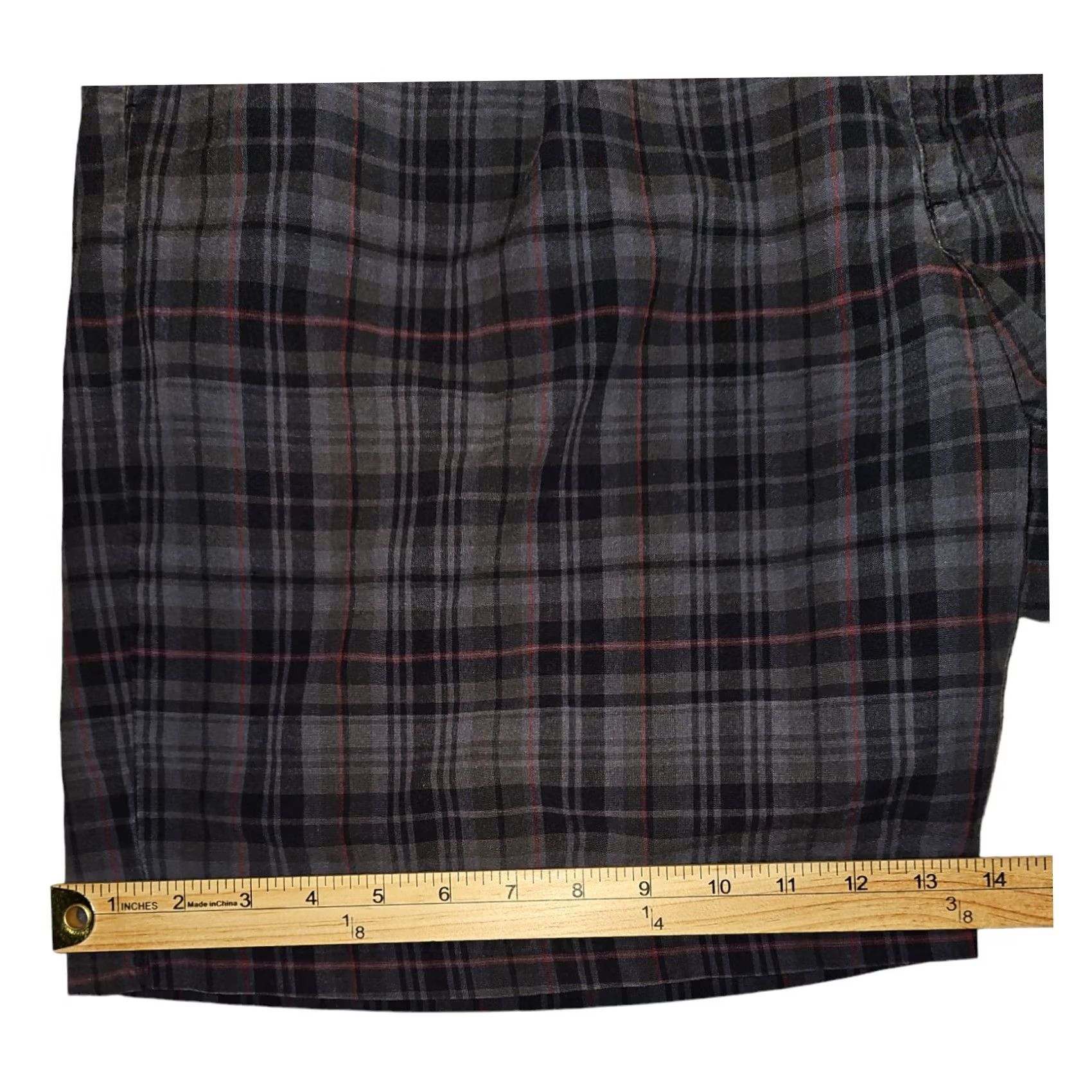 Eddie Bauer Eddie Bauer Chino Shorts Men's 40 Gray Plaid Pleated Slash Pockets Outdoors Size US 40 / EU 56 - 6 Thumbnail