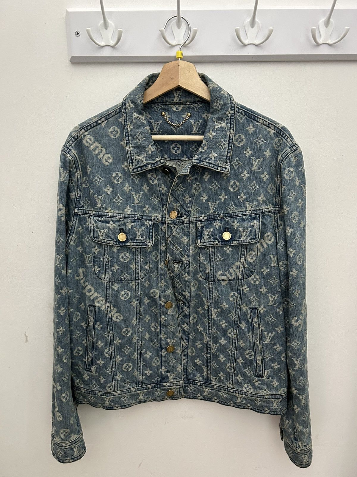 Louis Vuitton × Supreme Supreme x Louis Vuitton Denim Jacket Size US M / EU 48-50 / 2 - 1 Thumbnail