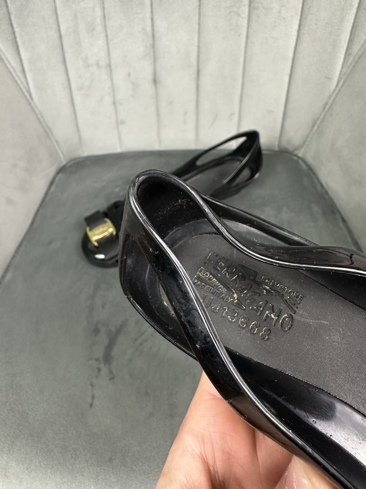 Salvatore Ferragamo Salvatore Ferragamo Jelly Ballet Flat With Vara Bow 7 size Size US 7 / IT 37 - 8 Thumbnail