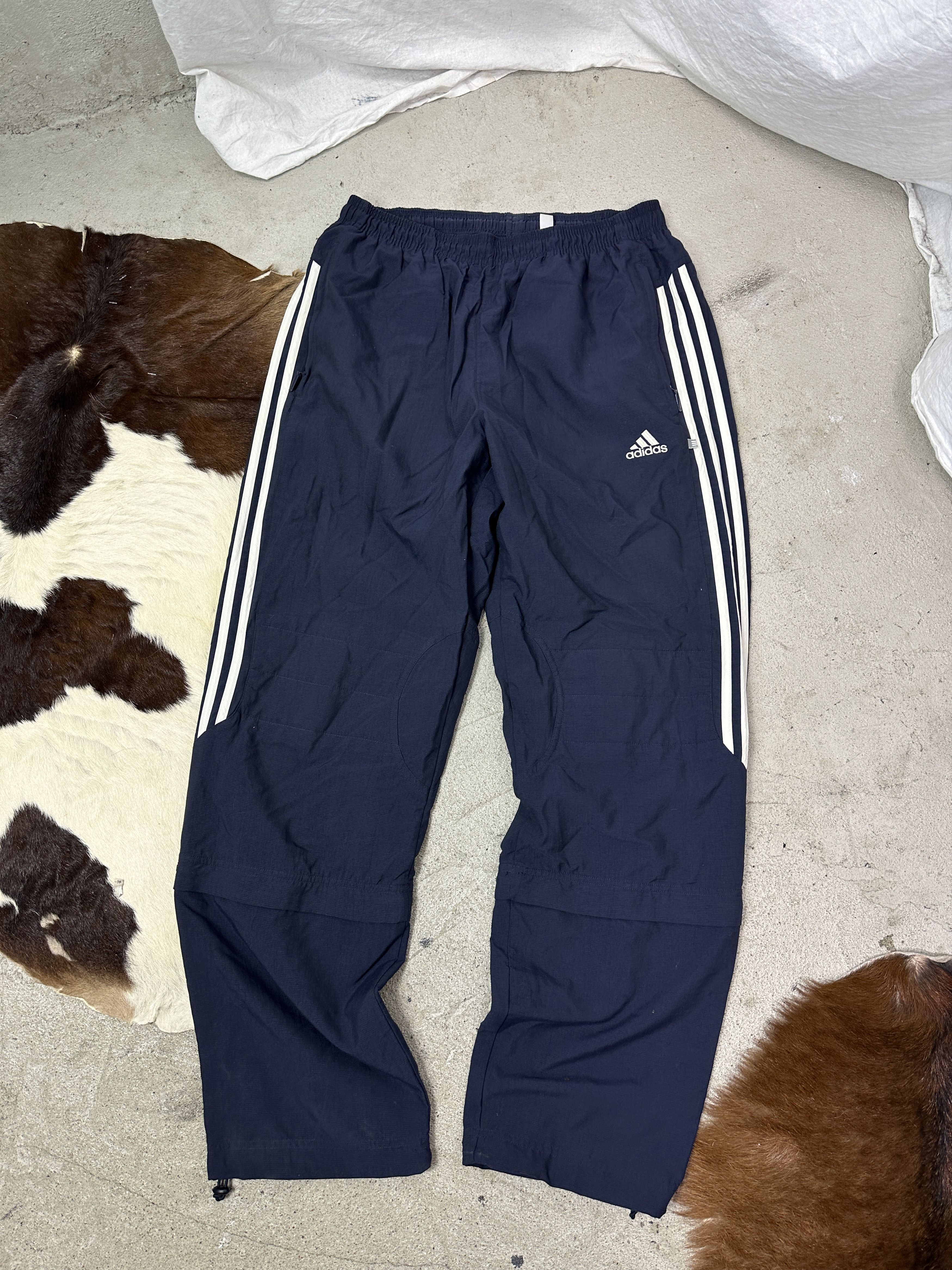 Adidas Vintage Sporty Streetwear Adidas Parachute Sweatpants 00s Size US 33 - 1 Thumbnail