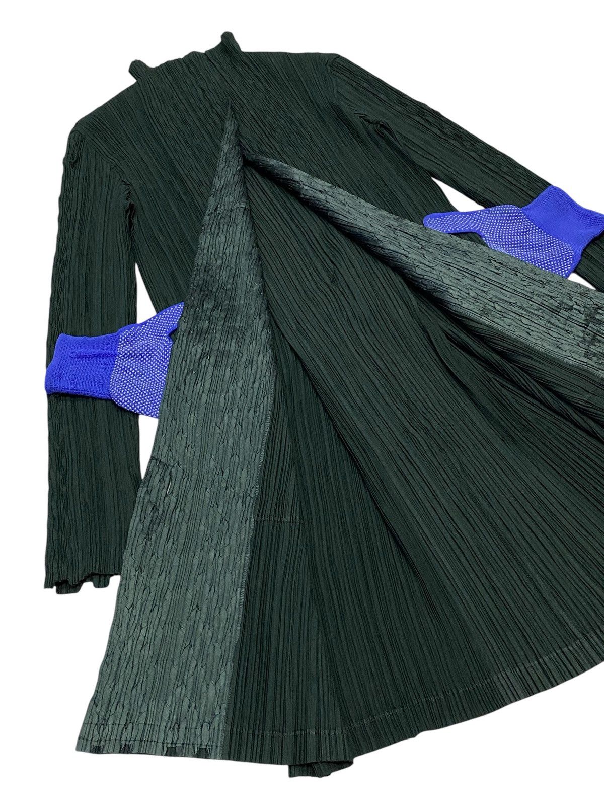 Issey Miyake Fete Issey Miyake Plated Cardigan Fish Scales On the Sleeves Size M / US 6-8 / IT 42-44 - 10 Thumbnail