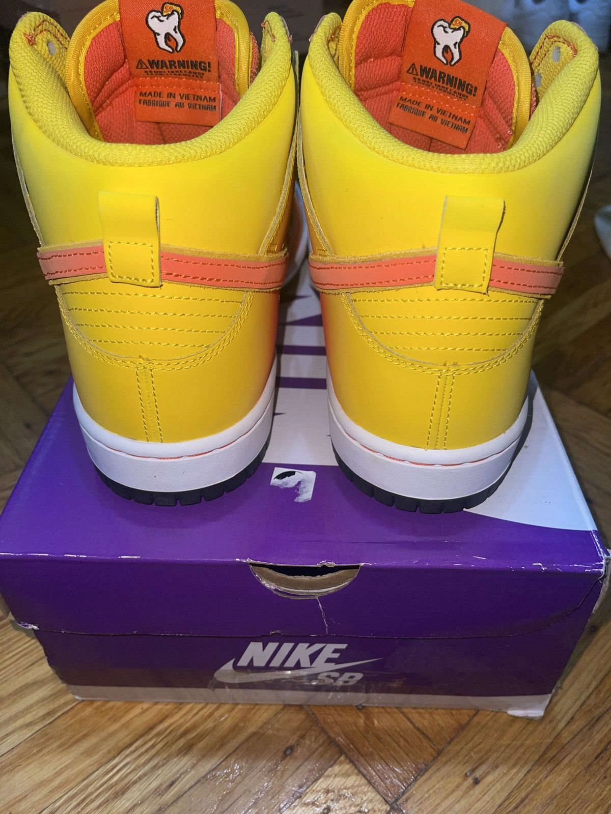Nike SB Nike SB Dunk High x Sweet Tooth Candy Corn Size US 9 / EU 42 - 7 Thumbnail