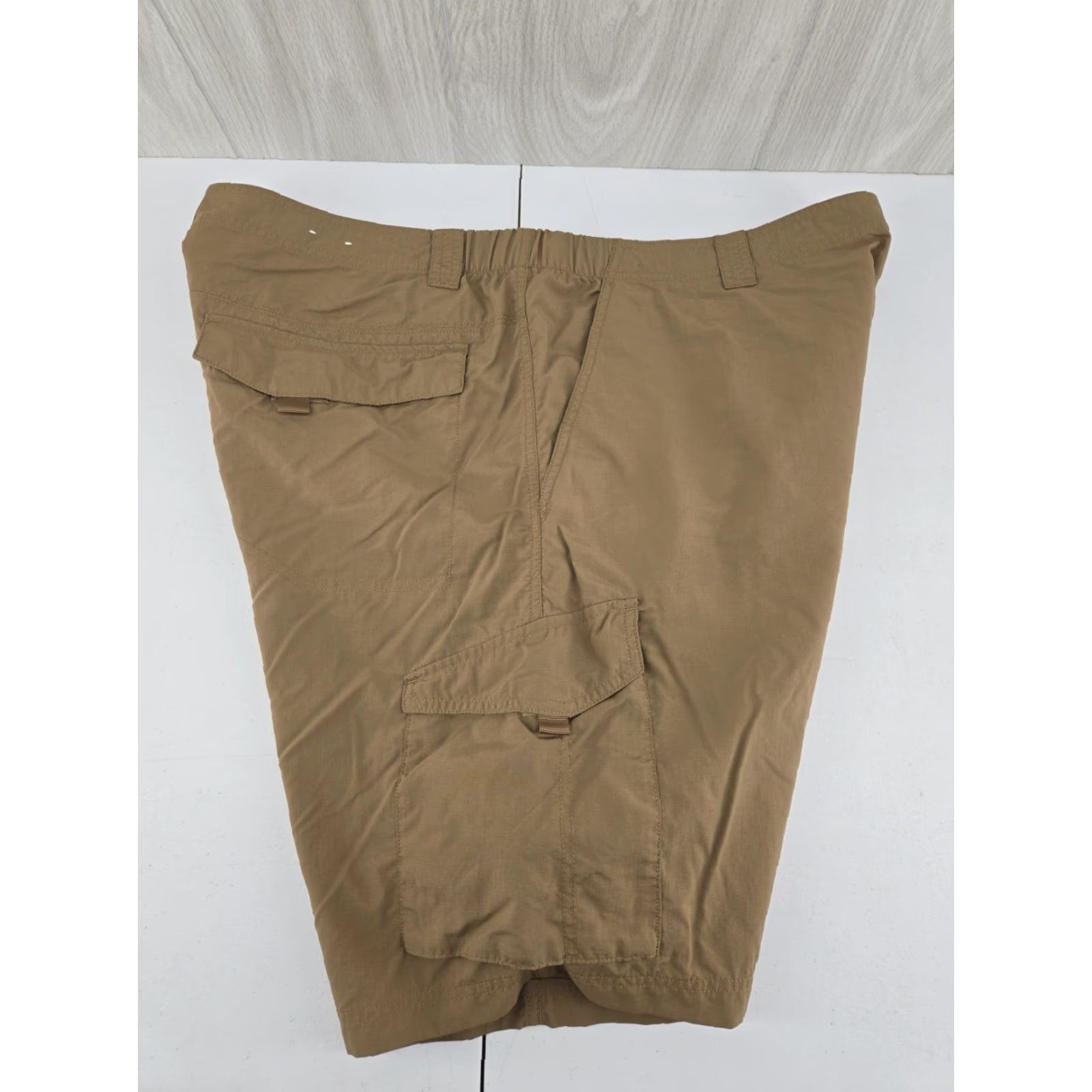 Vintage Columbia Mens 42 Cargo Shorts Nylon Omni-Shade UV Sun Protection Outdoor Hiking Casual Travel Pocket Pockets Cargo Size US 42 / EU 58 - 4 Thumbnail