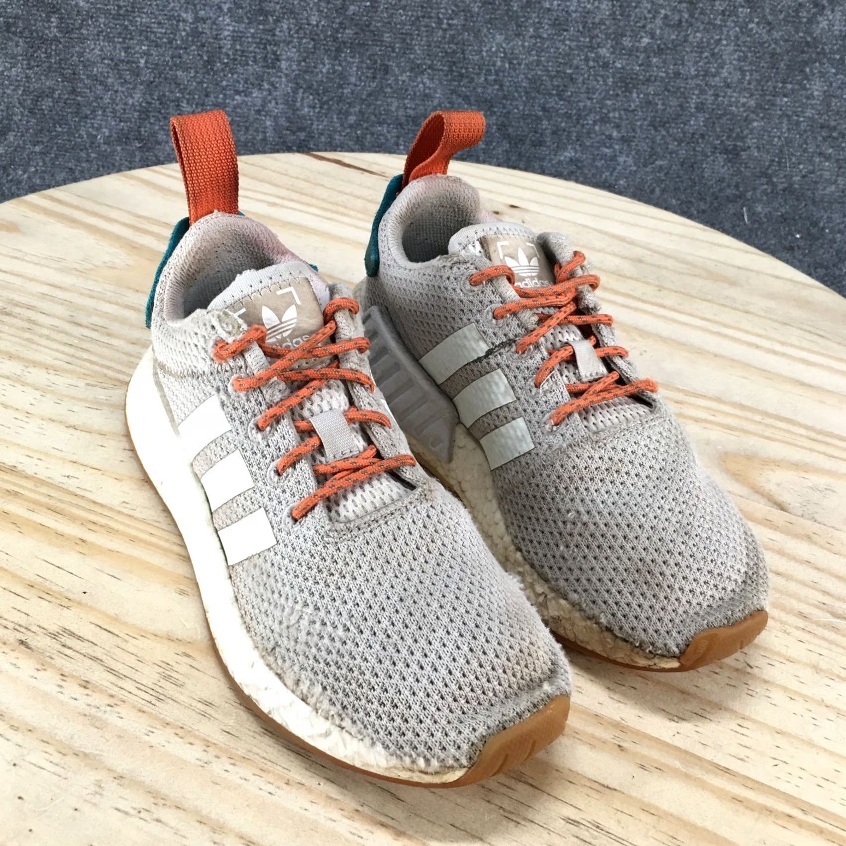 Adidas Adidas NMD Runner Sneaker Mens 5 Low Top White Summer CQ3080 Athletic Boost R2 Size US 5 / EU 37 - 3 Thumbnail