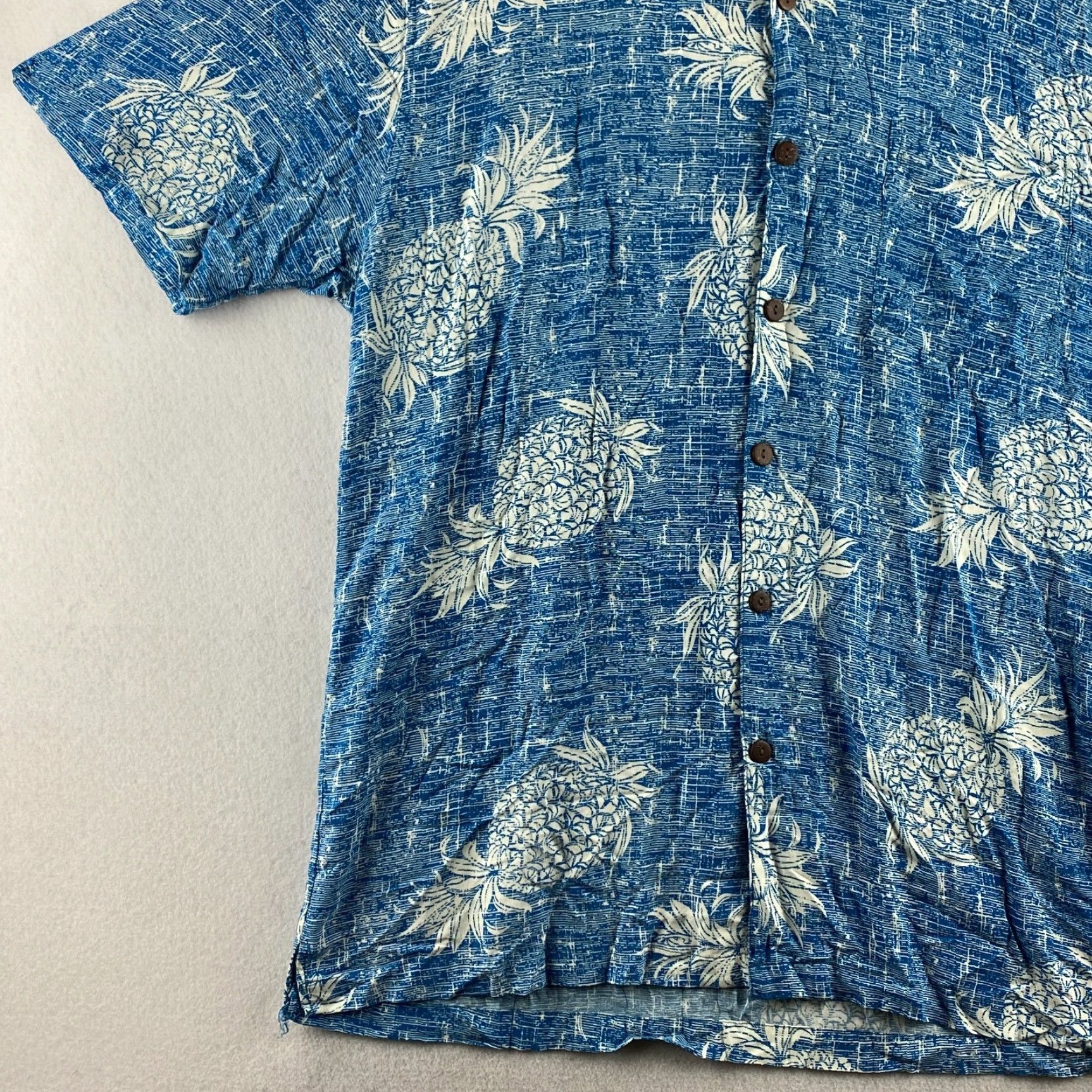 Vintage High Surf Hawaiian Shirt Mens XL Blue Pineapple Button Up Wooden Buttons Rayon Size US XL / EU 56 / 4 - 4 Thumbnail