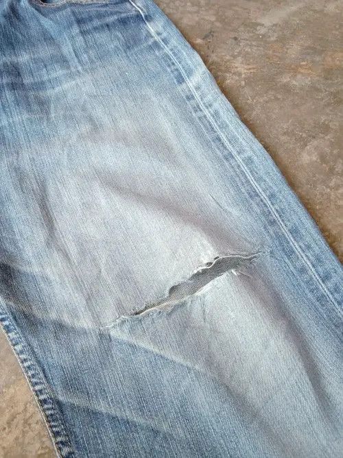 Levi's Vintage Levi's 501 Distressed Jeans 36x34 Size US 36 / EU 52 - 5 Thumbnail
