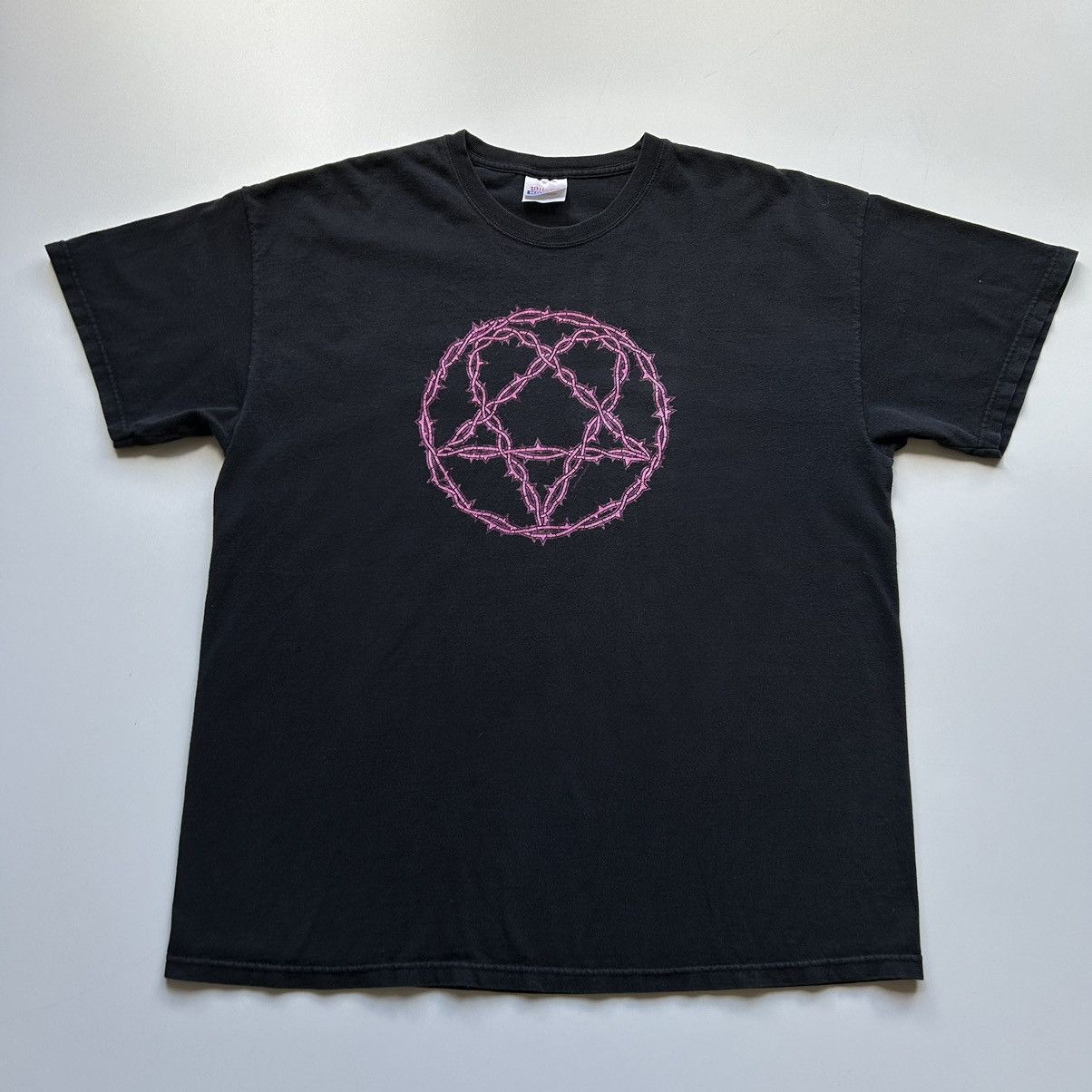 image of Band Tees Vintage 2004 H.i.m Heartagram Barbed Wire Graphic T Shirt XL in Black, Men's