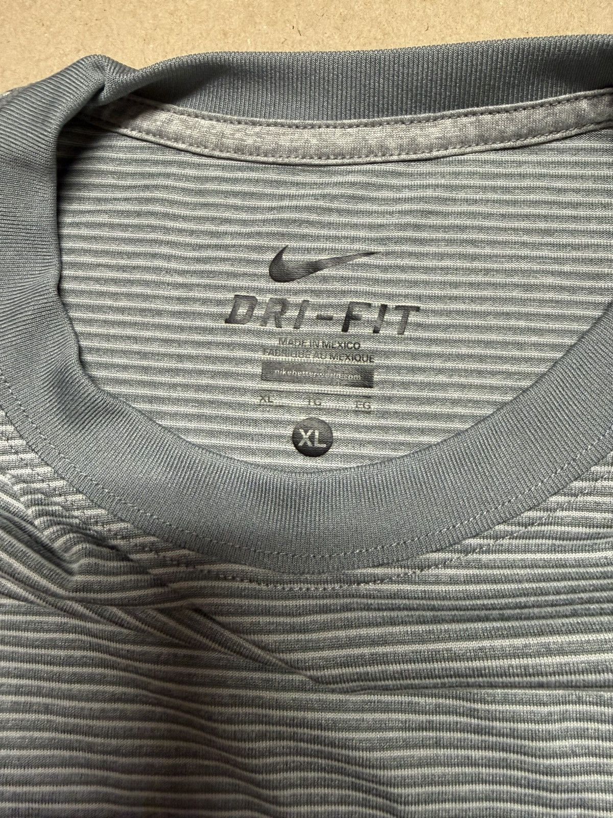 Nike Nike DriFit Gray workout Shirt XL Extra Large Rare! Size US XL / EU 56 / 4 - 3 Thumbnail